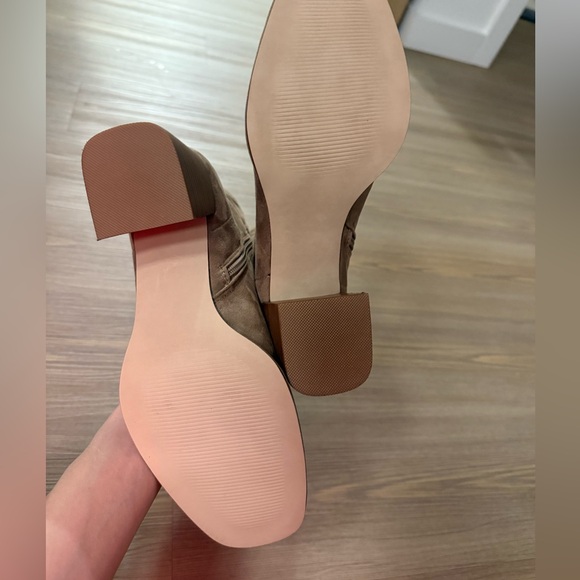 NWT Steve Madden Faux suede Pammy tan bootie - size 7.5 - Picture 10 of 14